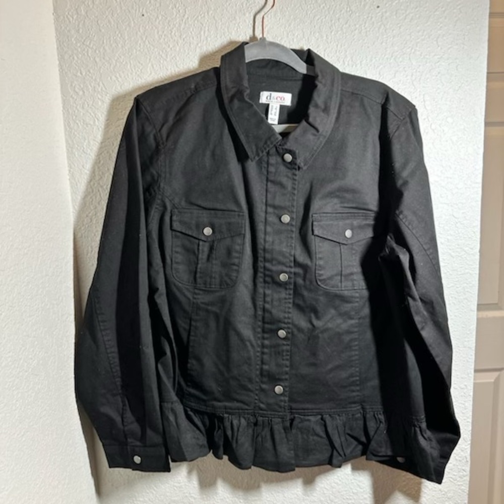 Chic Black Denim Jacket with Ruffle Hem